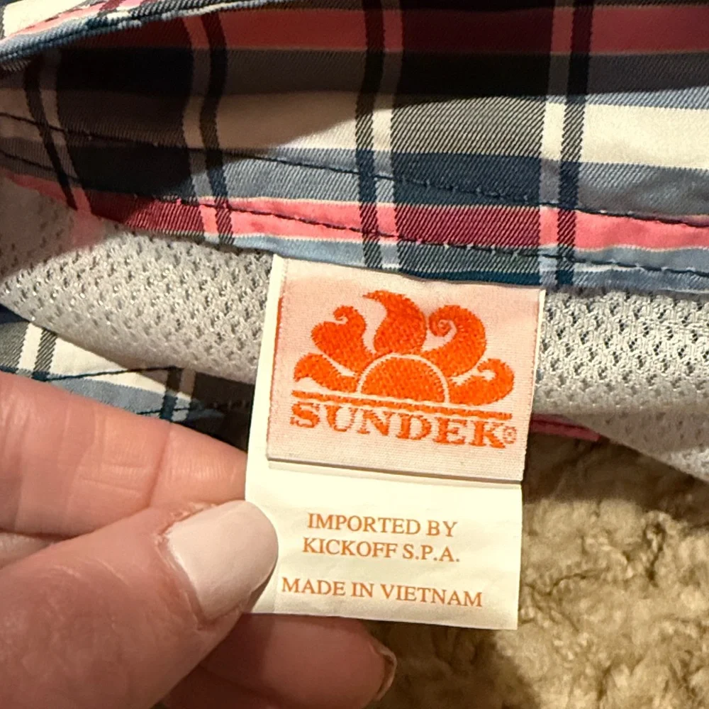 Sundek men’s swim